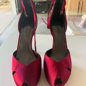 Nine West Burgundy Peep Toe Heels